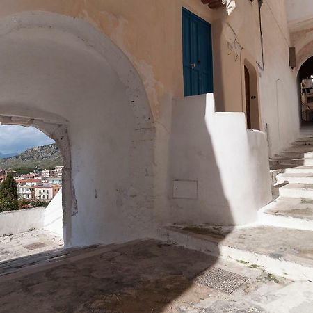 Casa Vacanza Madonnella 10 Sperlonga Buitenkant foto