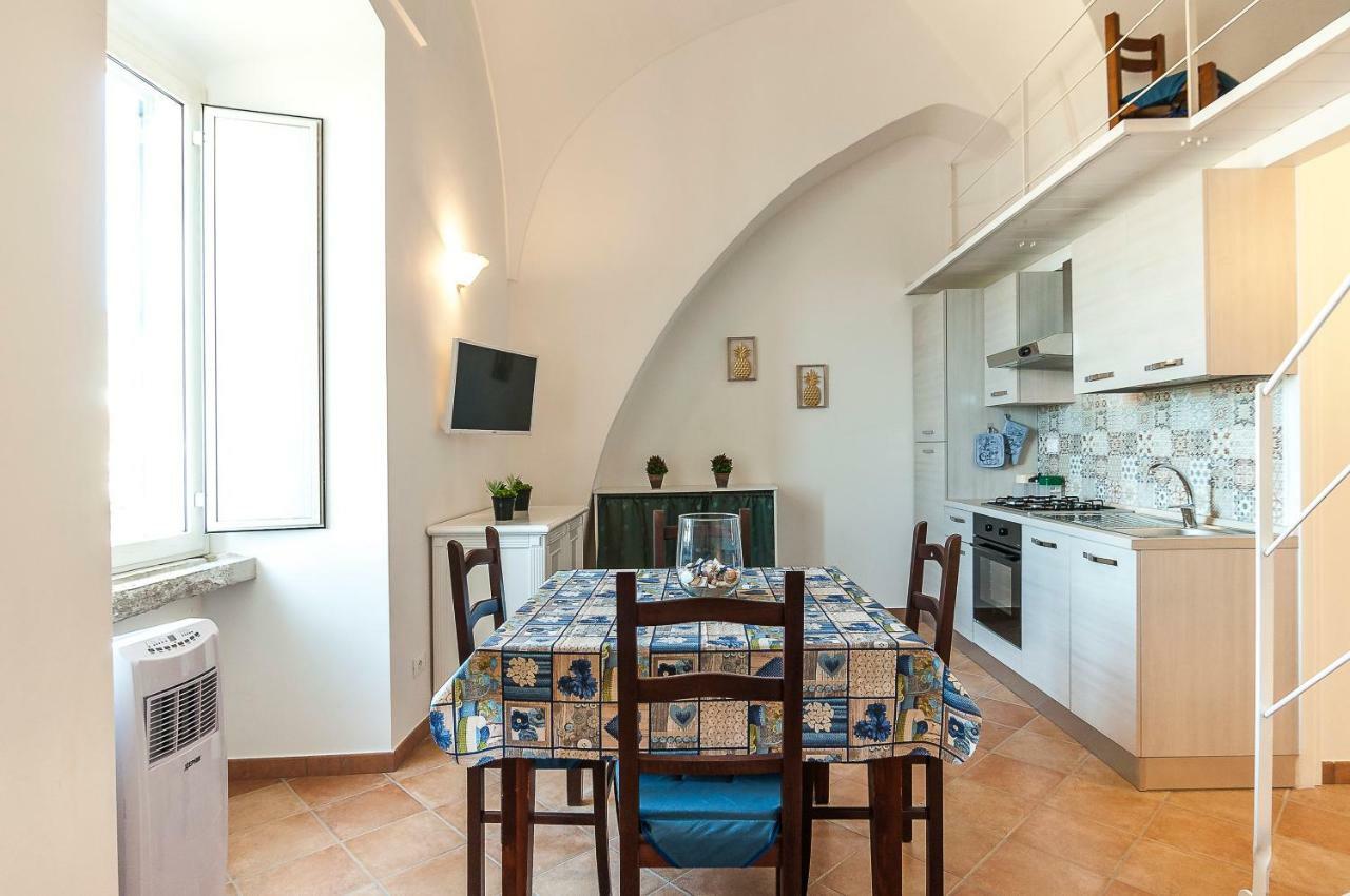 Casa Vacanza Madonnella 10 Sperlonga Buitenkant foto